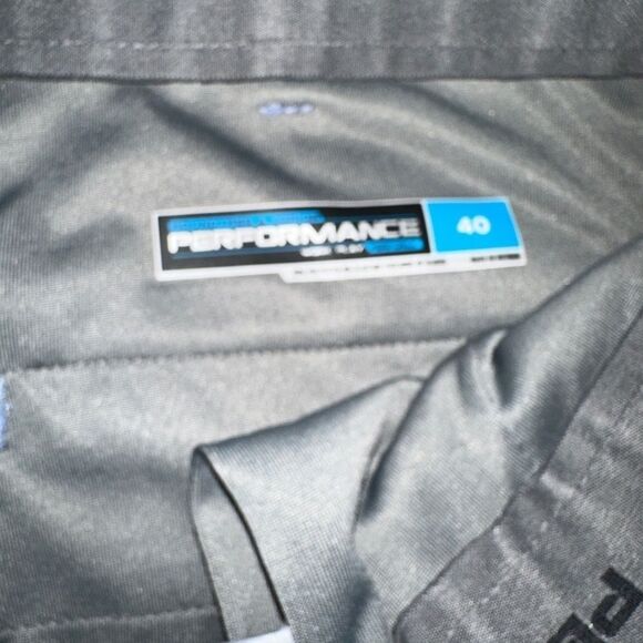 Great golf short - Picture 2 of 3